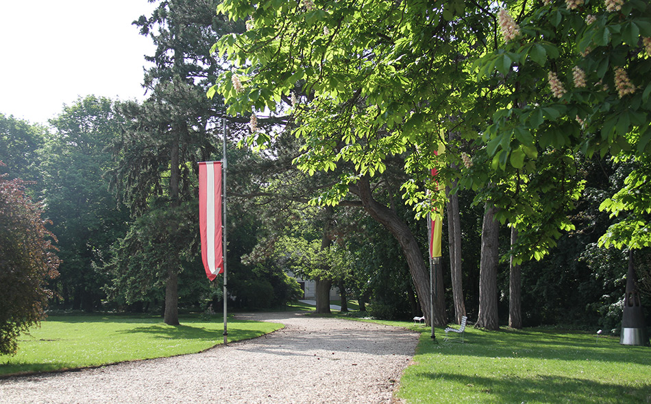 Wanderweg im Schlosspark Halbturn